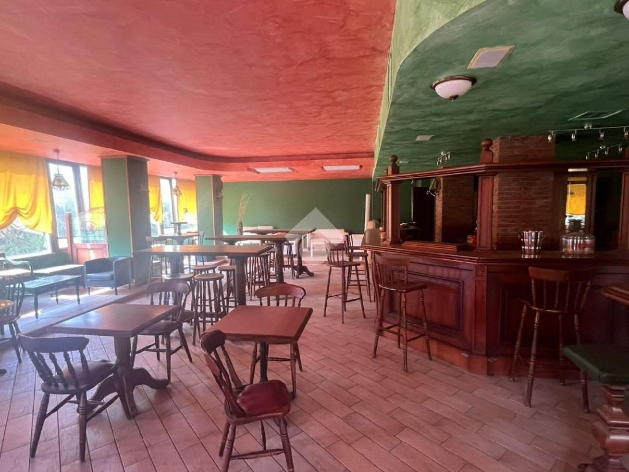 Negozio in Via Giuseppe Garibaldi 58, Bovolone, {3} - Foto 2