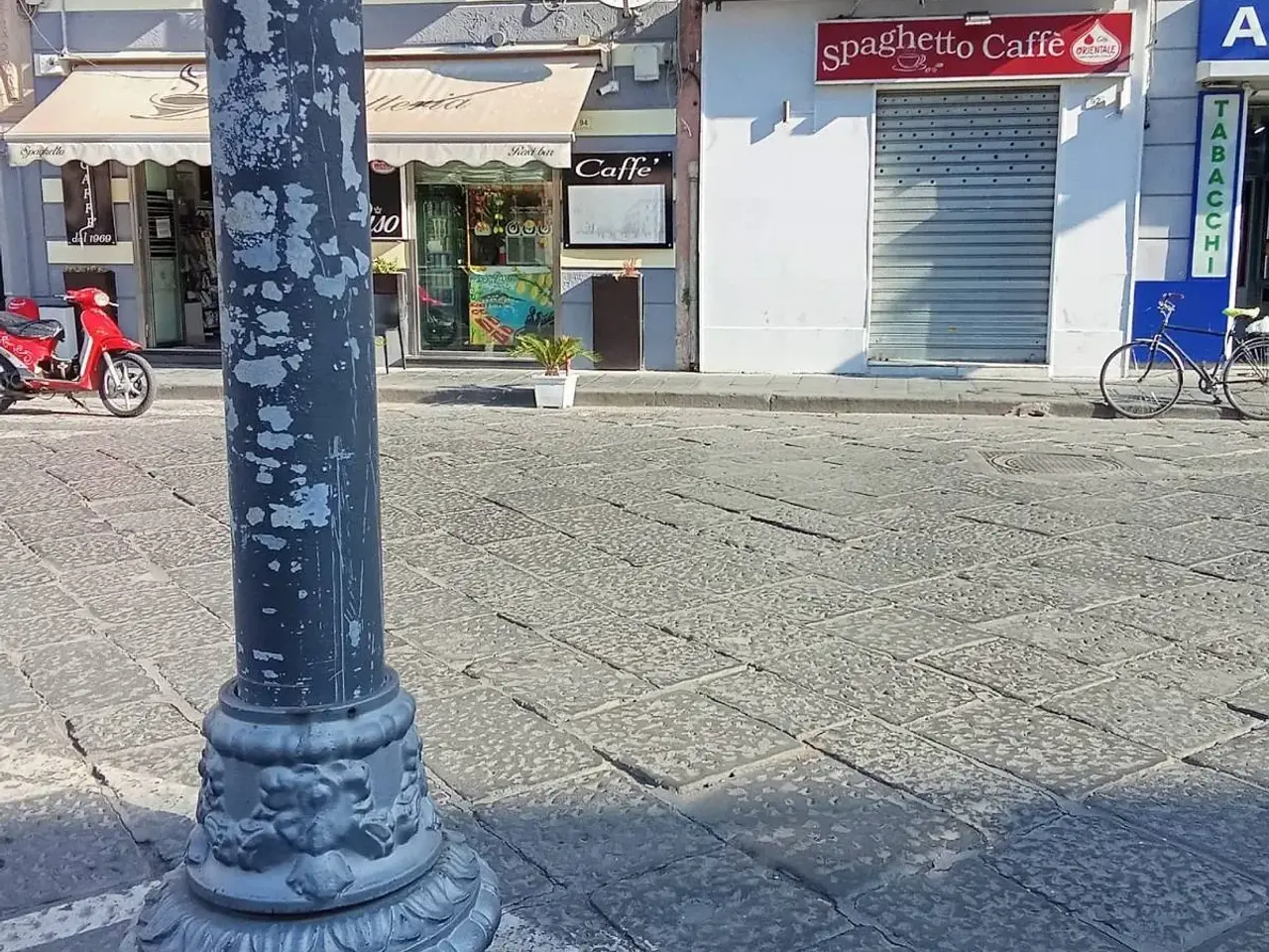 Negozio in Corso Aldo Moro 92, Santa Maria Capua Vetere, {3} - Foto 1