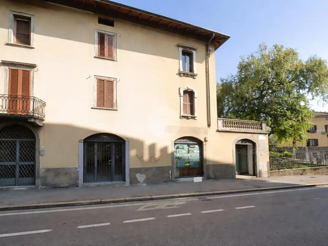 Negozio in Via Nazario Sauro, Bergamo, {3} - Foto 2
