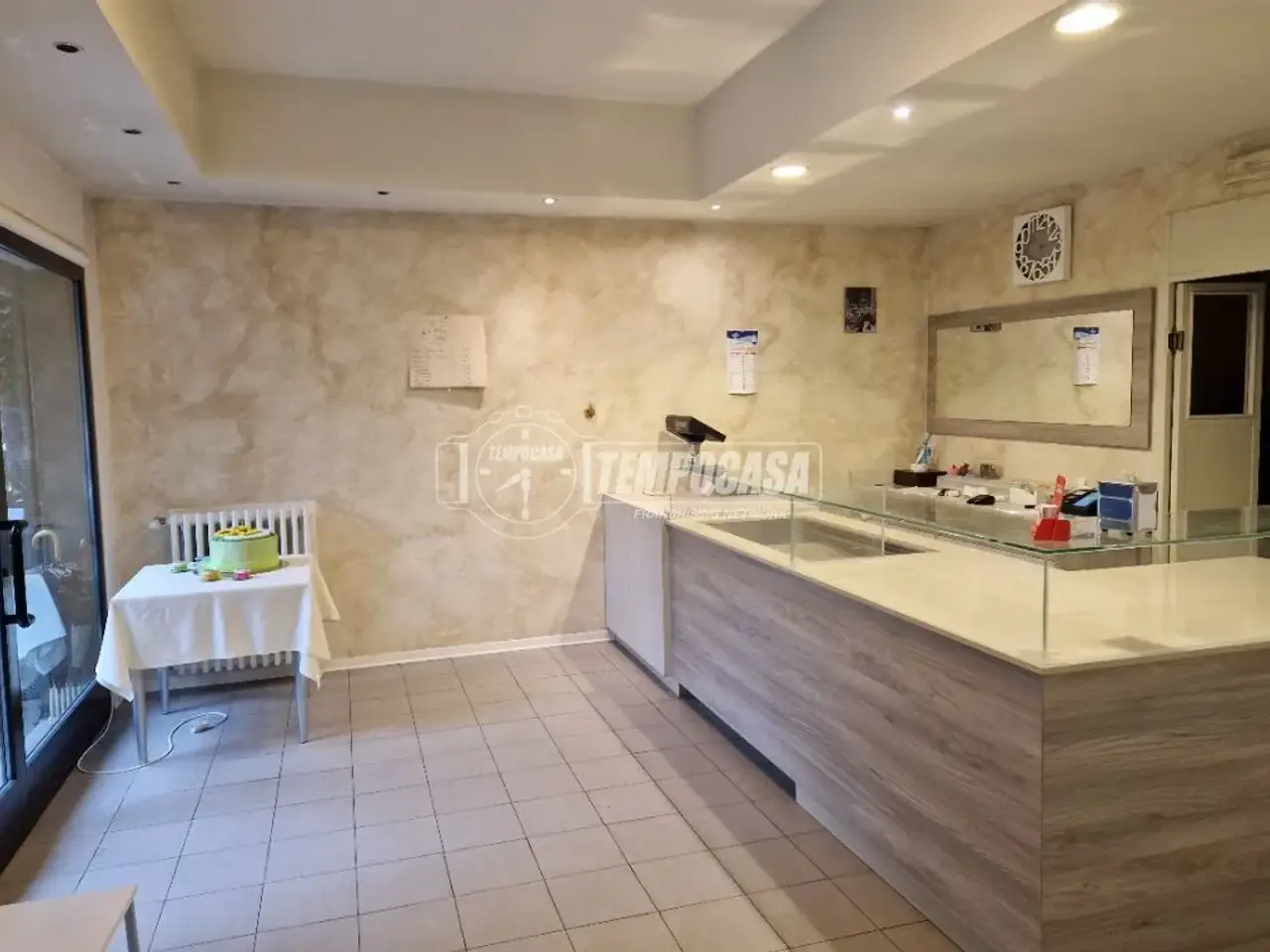Negozio in Via Vincenzo Gianferrari, Reggio Emilia, {3} - Foto 2