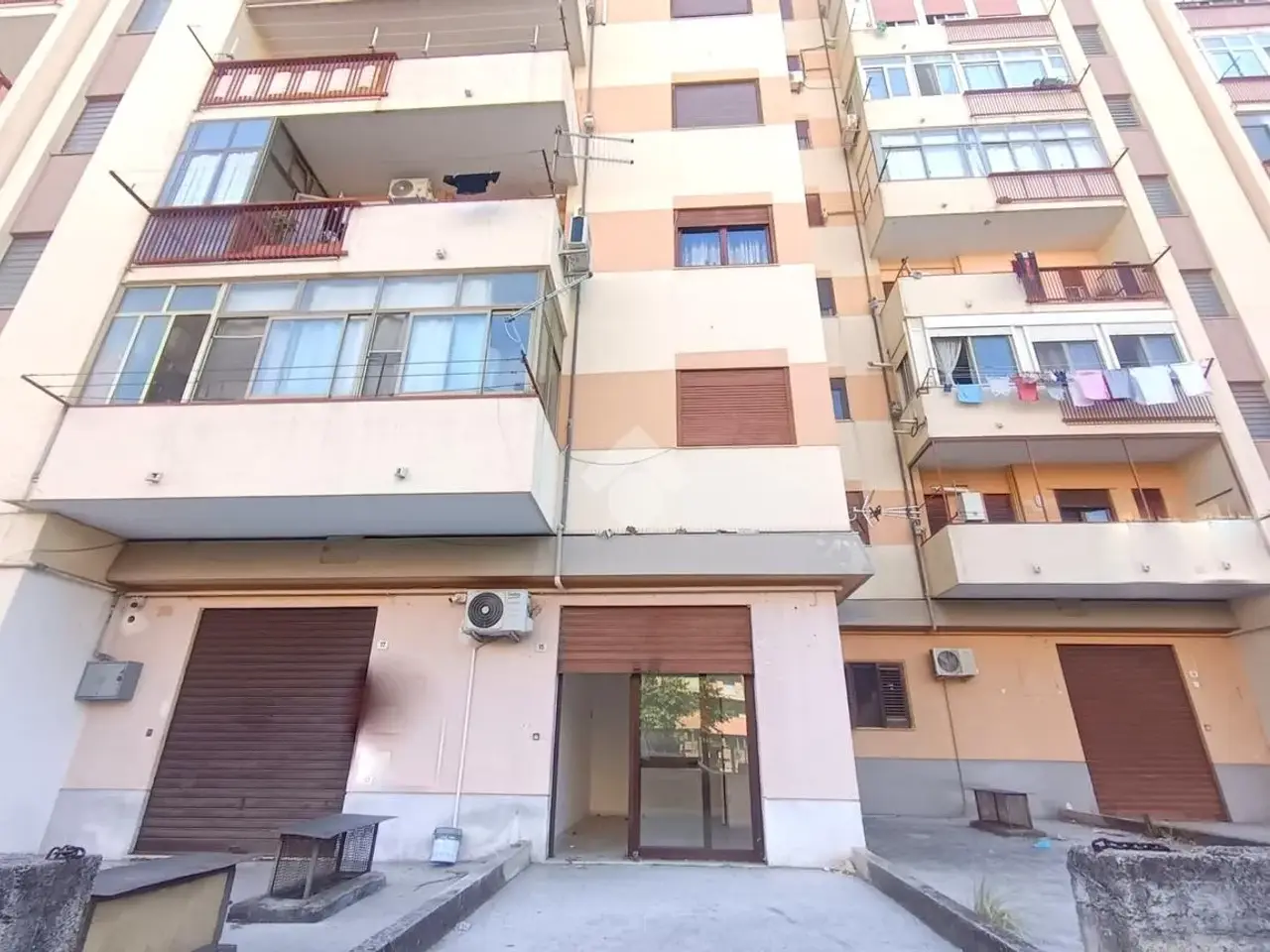 Negozio in Via Giuseppe Cimbali 15, Palermo, {3} - Foto 1