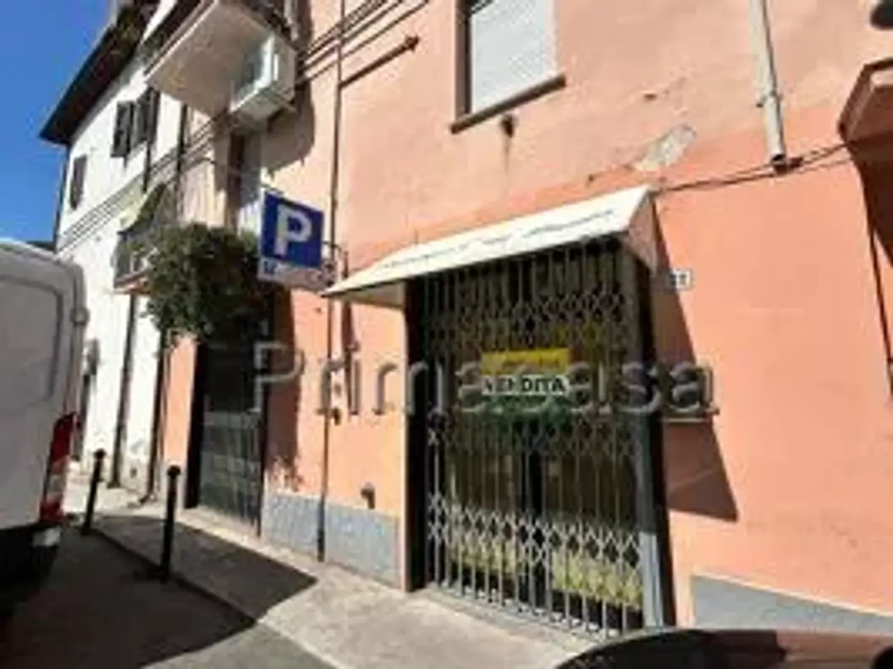 Negozio in Via dei Mille 22/24, Campogalliano, {3} - Foto 2