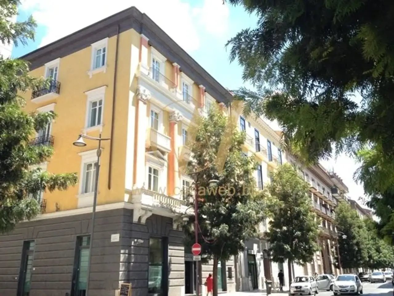 Ufficio in Corso Trieste, Caserta, {3} - Foto 1
