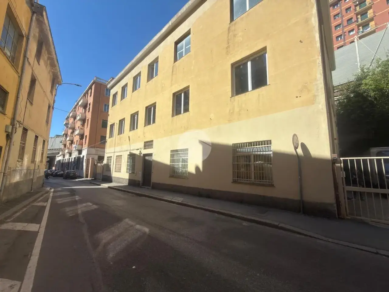 Capannone in Via S. Bartolomeo del Fossato 16, Genova, {3} - Foto 2