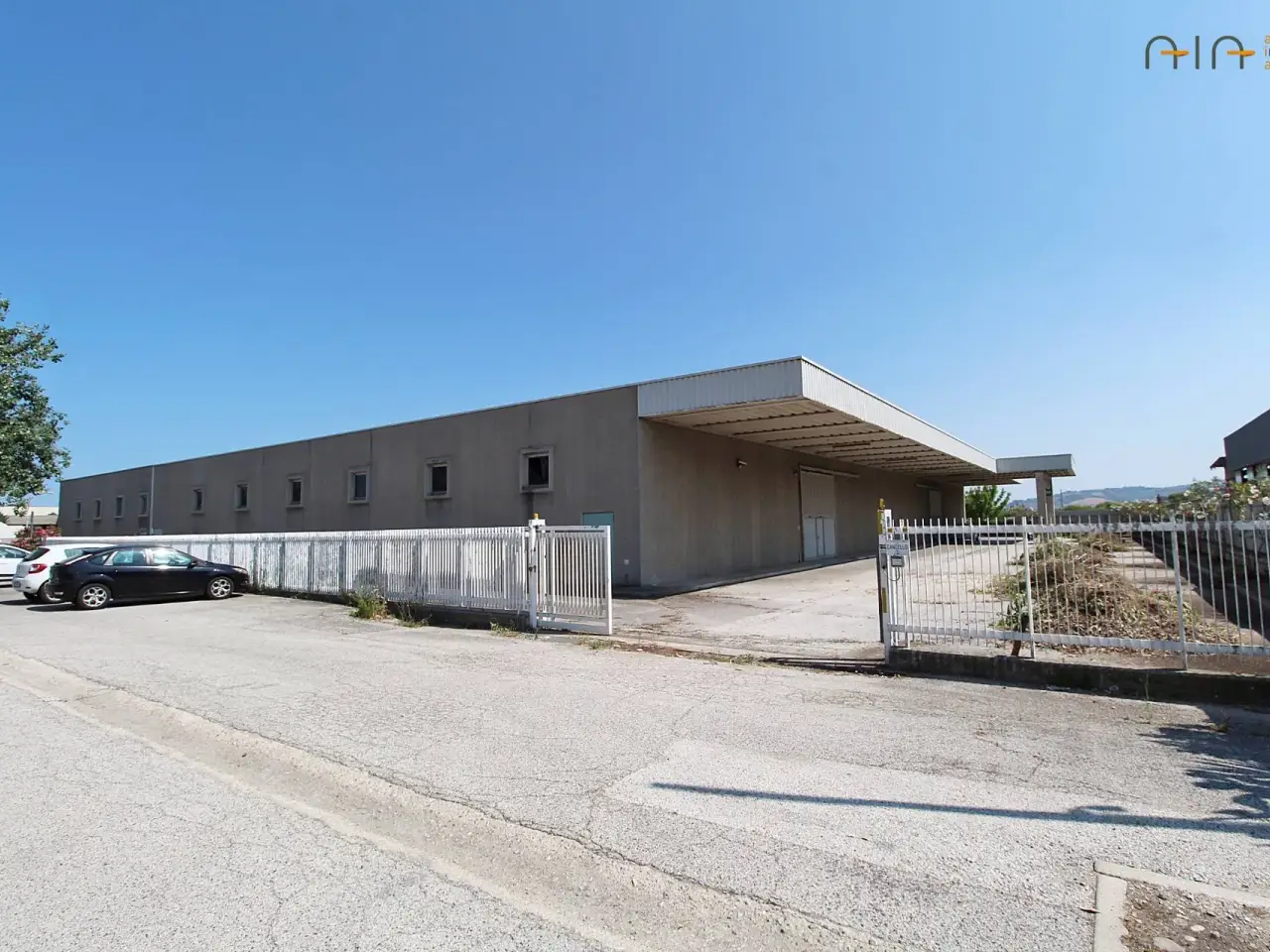 Capannone in Via dell'Industria, Martinsicuro, {3} - Foto 1