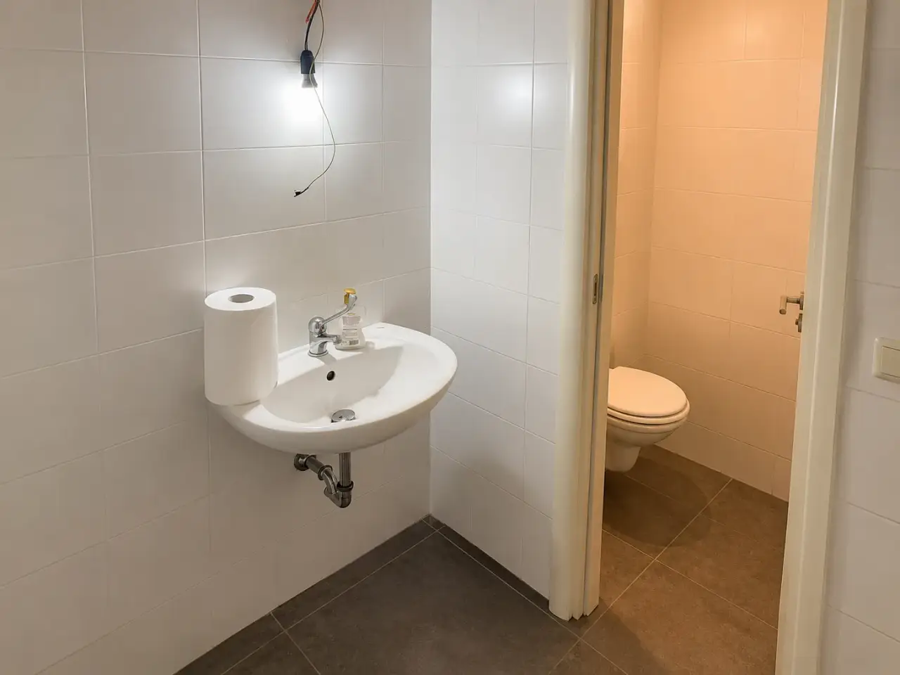Palazzina commerciale in , Thiene, {3} - Foto 2
