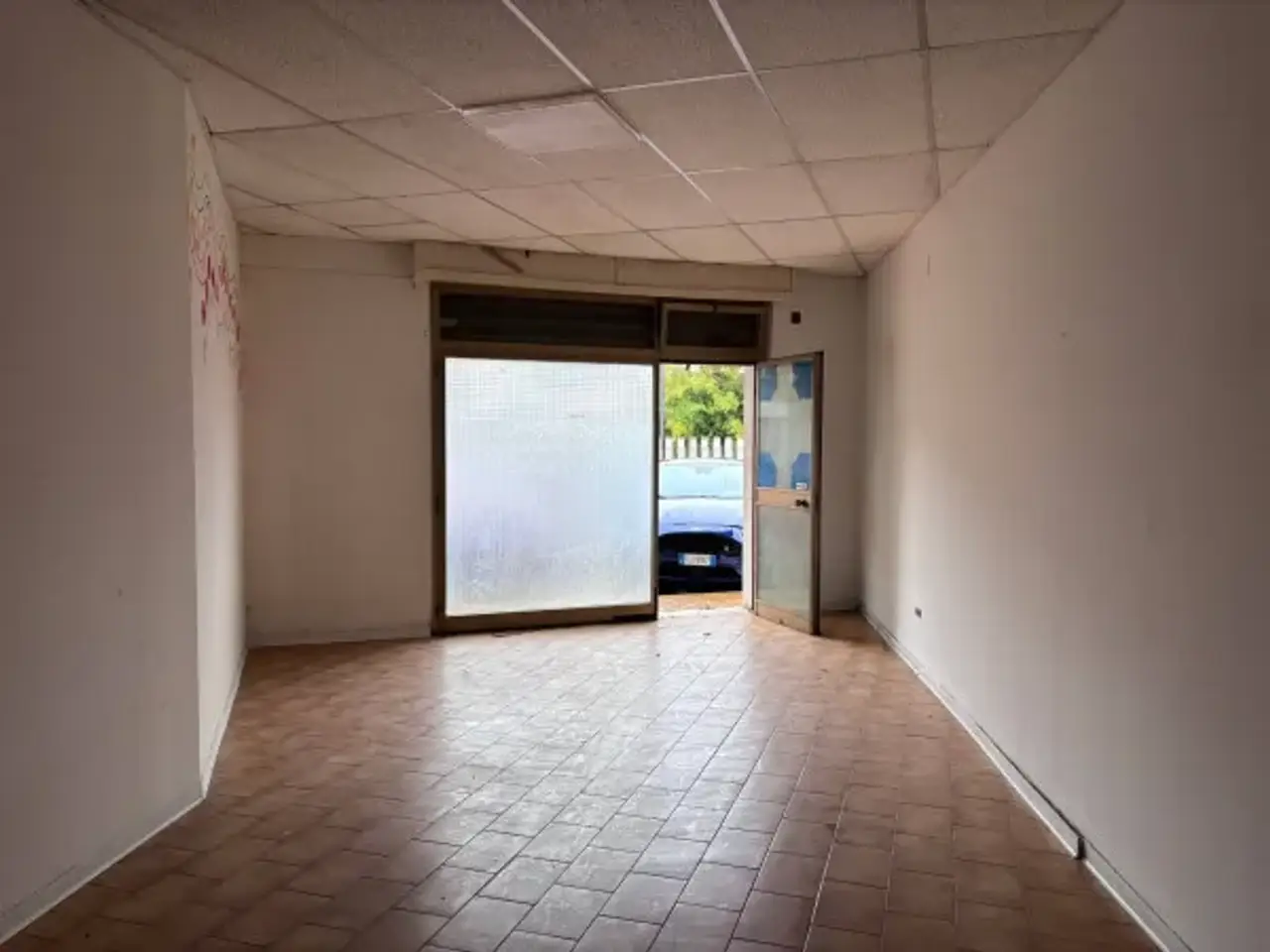 Negozio in Via di Sotto, Pescara, {3} - Foto 1