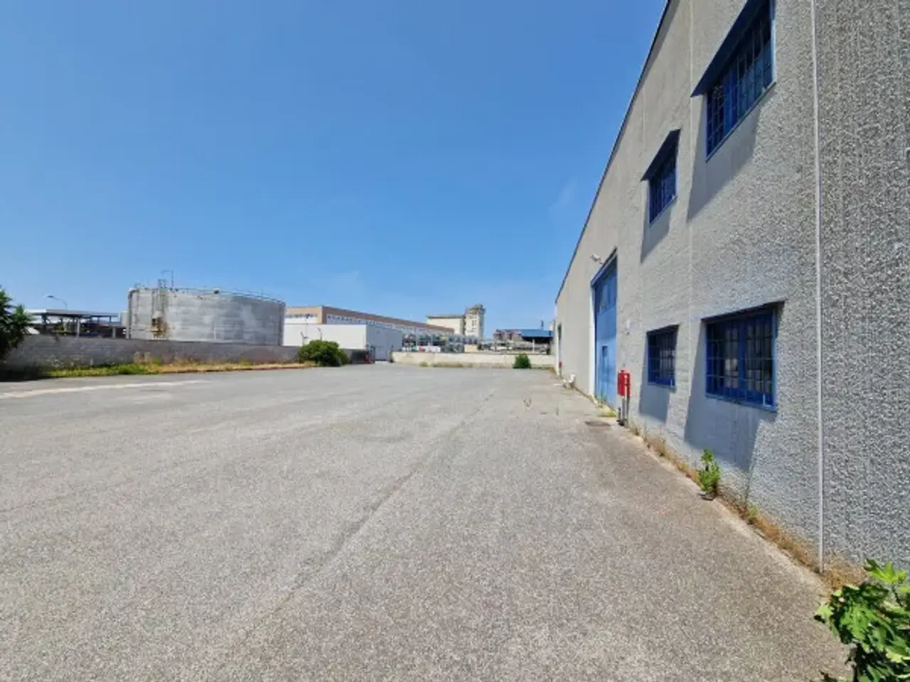 Magazzino in Via dei Castelli Romani 65, Pomezia, {3} - Foto 2