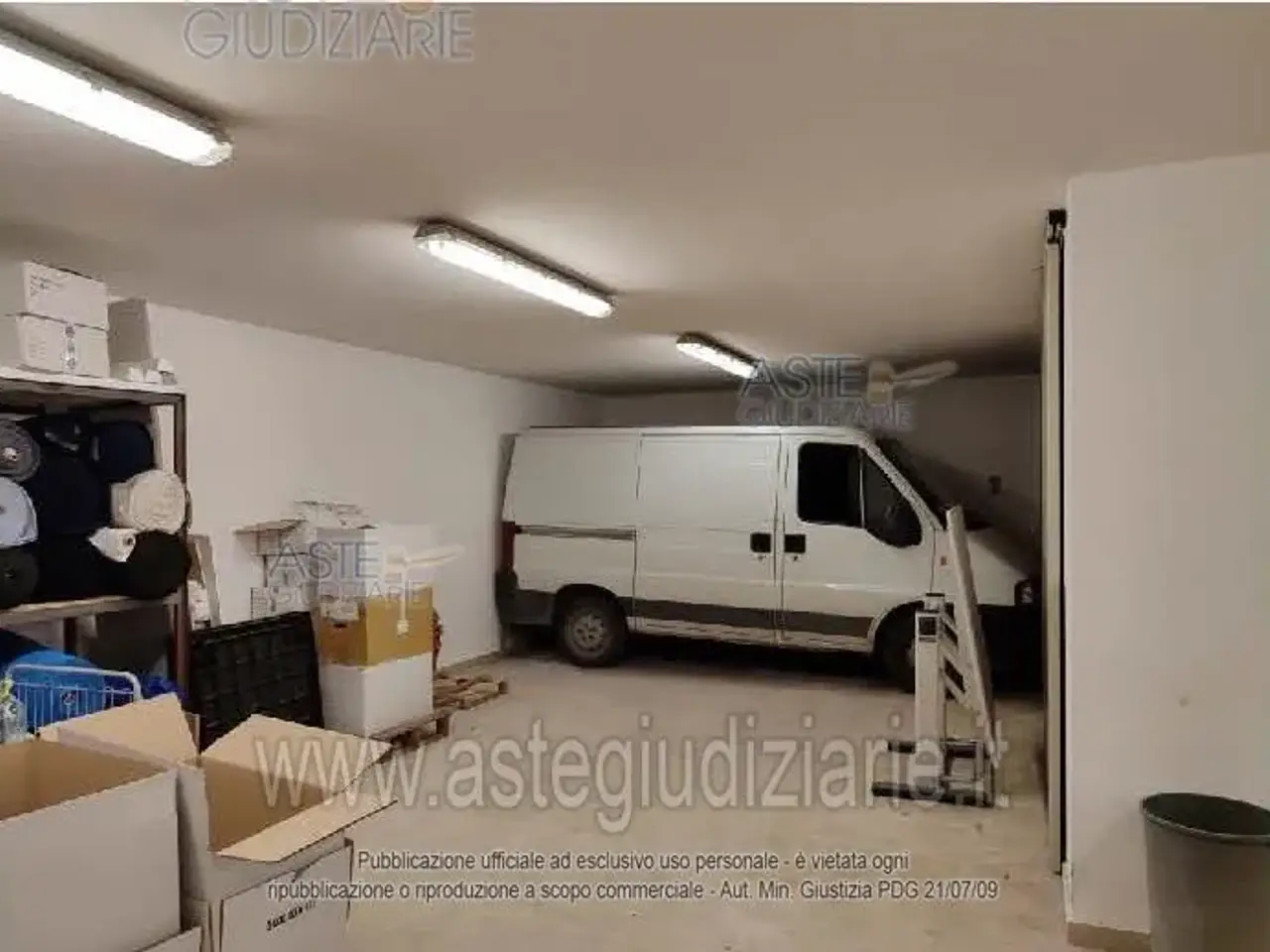 Garage in Via Giacomo Leopardi 56 56, Andria, {3} - Foto 1