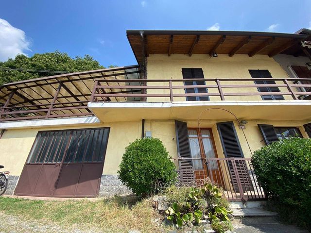 Detached house in Strada di Costagrande, Pinerolo - Photo 1