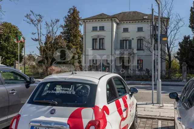 Villa trifamiliare in vendita, Via Roma 56, Prata Di Pordenone - Foto 1