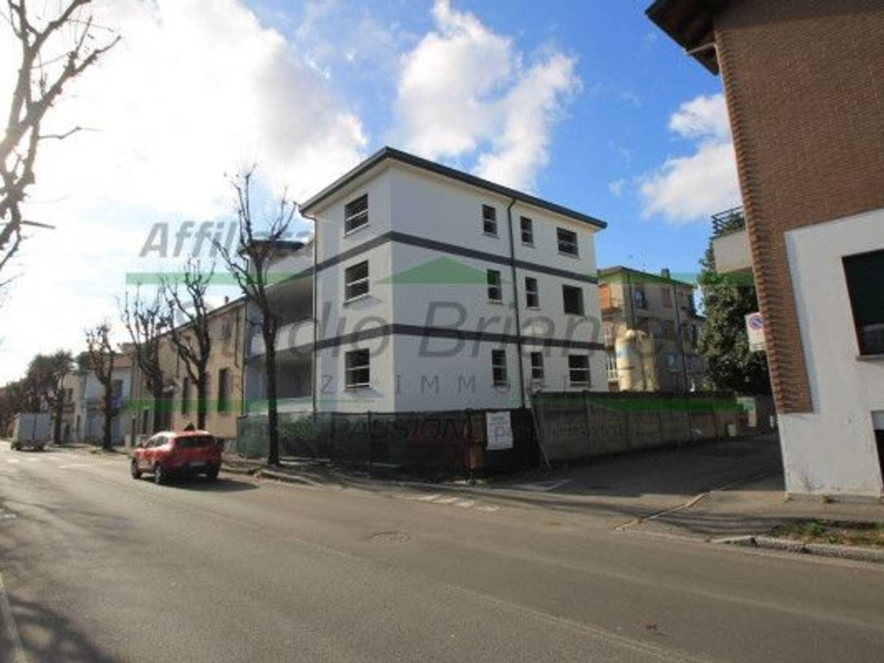 immagine annuncio 1 di 9