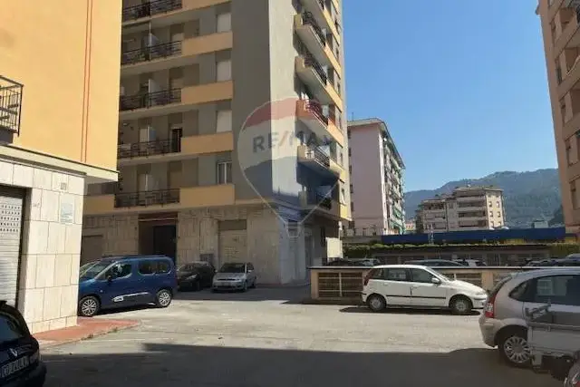 Geschäft in Via Piacenza 261, Genova - Foto 1