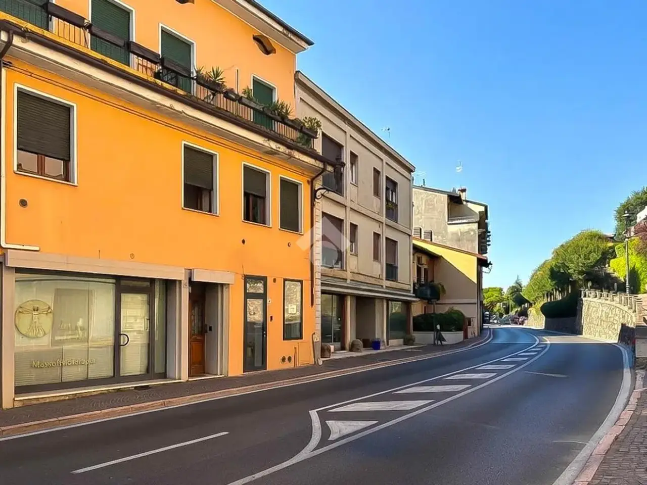 Ufficio in Corso Giuseppe Zanardelli 48, Gardone Riviera, {3} - Foto 1