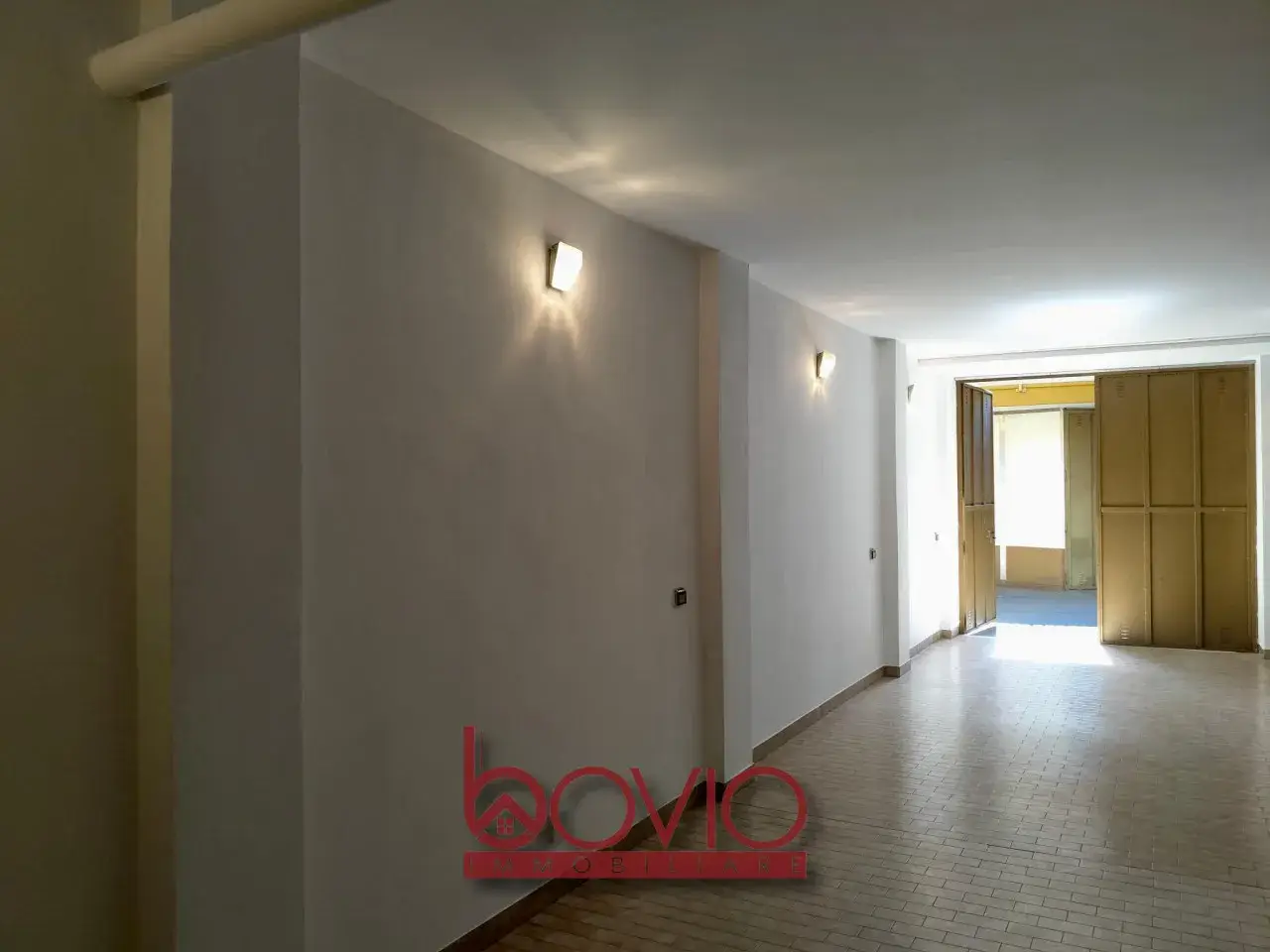Magazzino in Corso Brianza 8a, Torino, {3} - Foto 2