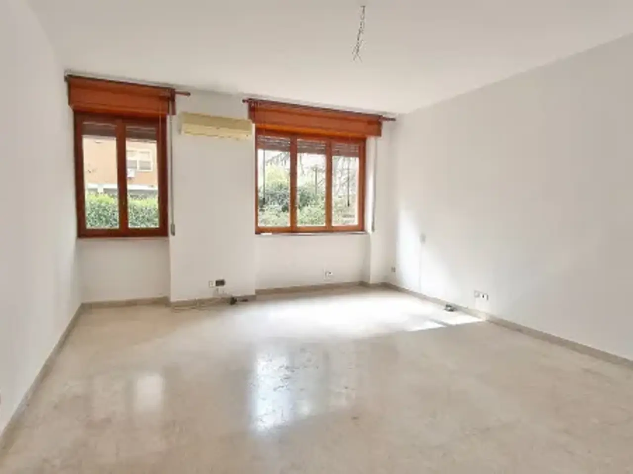 Ufficio in Viale Giuseppe di Vittorio, Foggia, {3} - Foto 1