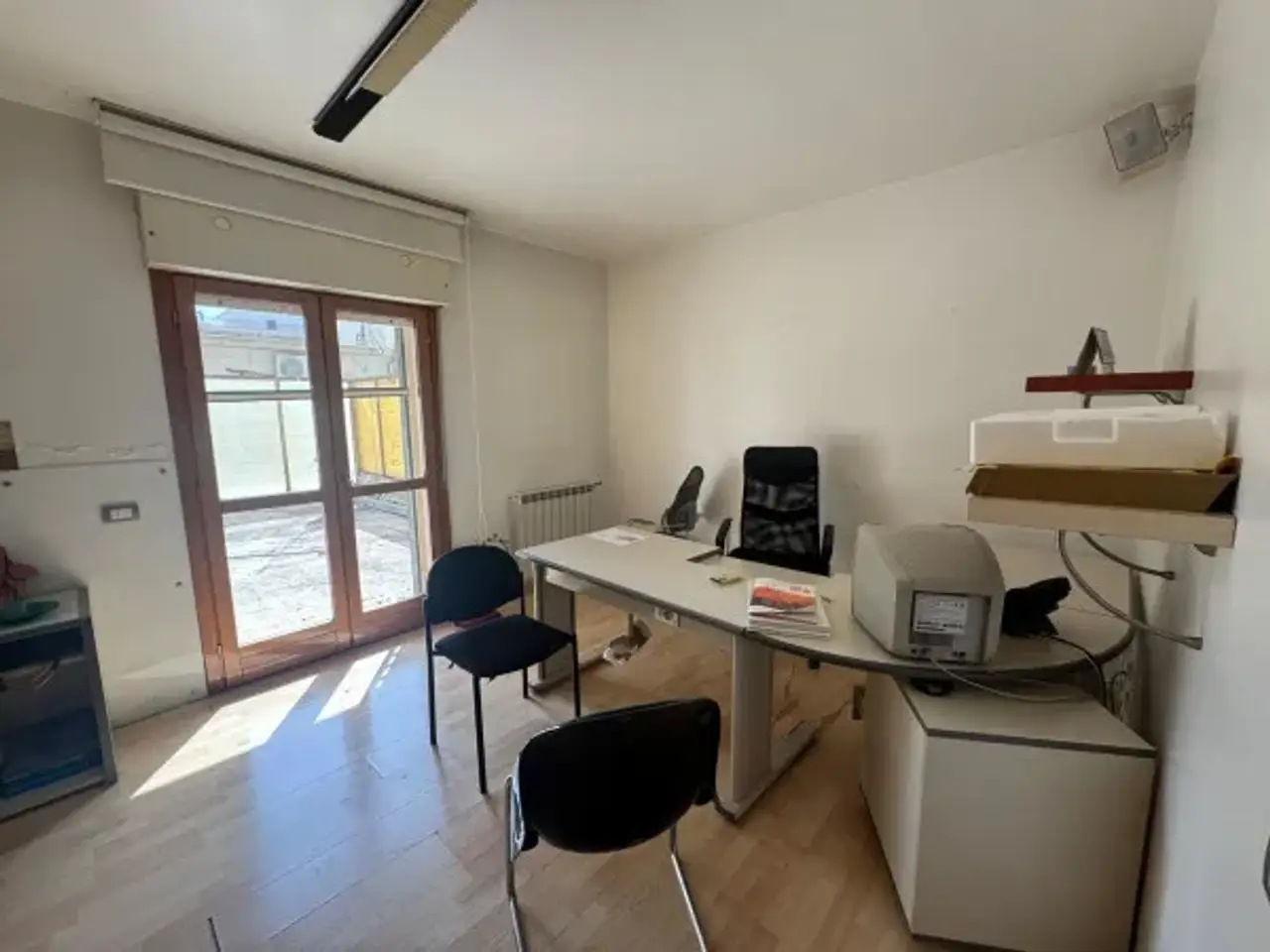Ufficio in Viale Italia 35, Alcamo, {3} - Foto 1