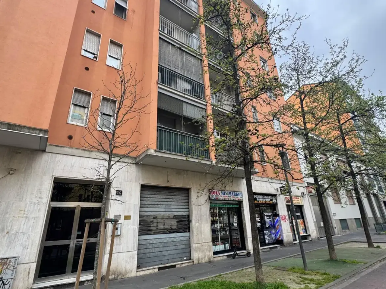 Negozio in Via Emilio Faa' di Bruno, Milano, {3} - Foto 1