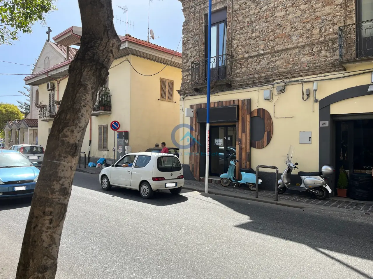 Negozio in Via Mercato 27, Catanzaro, {3} - Foto 1