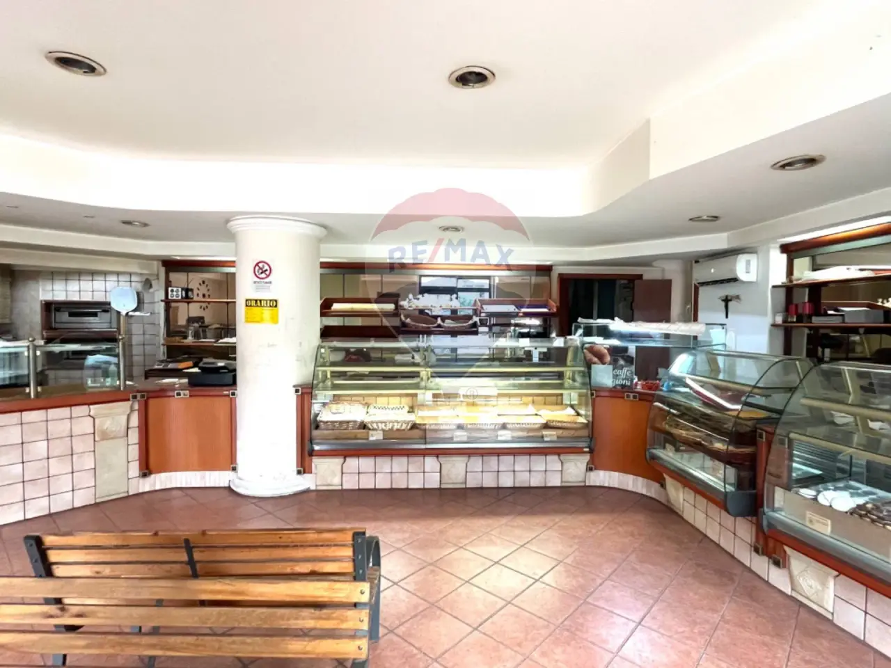 Esercizio commerciale in Viale Tunisi 30, Siracusa, {3} - Foto 1