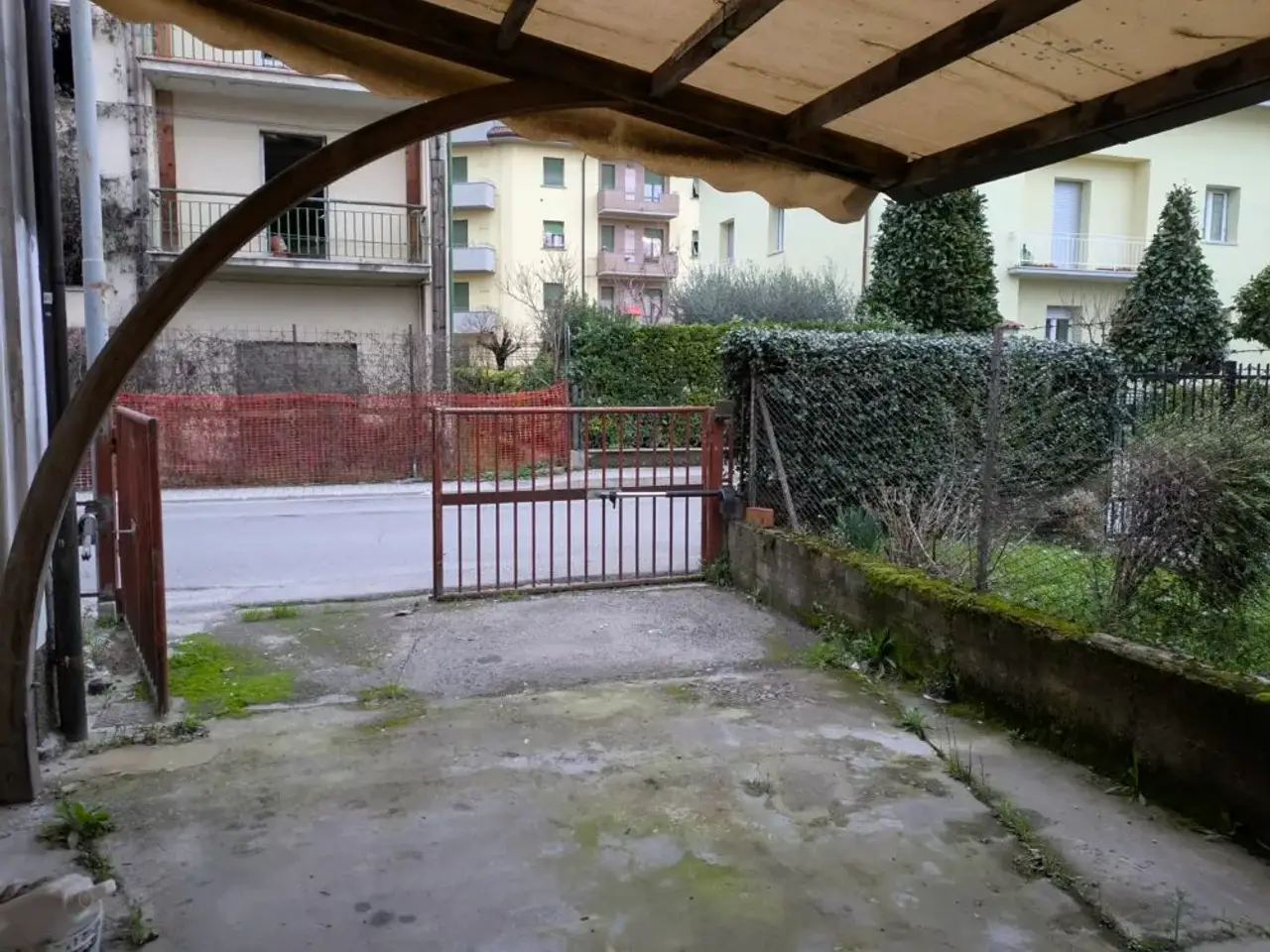 Esercizio commerciale in , Citta' Di Castello, {3} - Foto 2