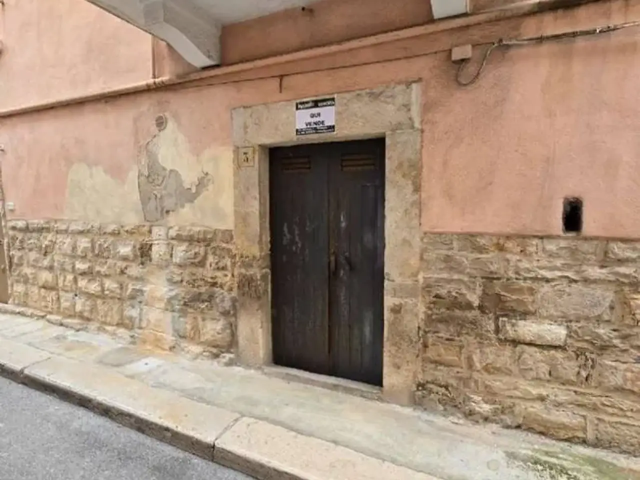 Magazzino in Vico Fragatella 3, Bisceglie, {3} - Foto 1
