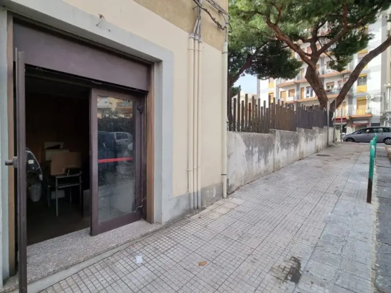 Negozio in Via Bellinzona 81, Messina, {3} - Foto 2