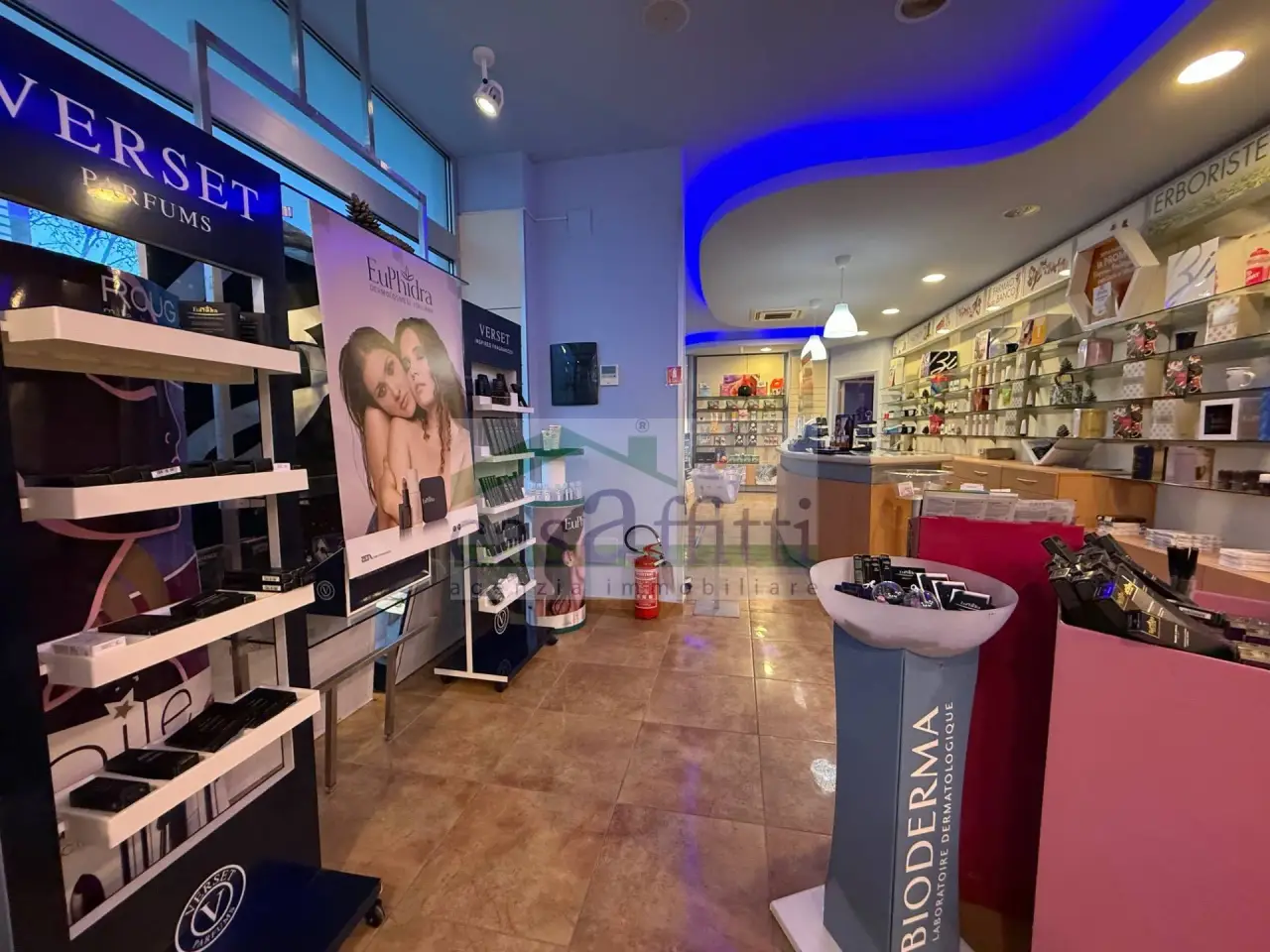 Esercizio commerciale in Via Papa Giovanni Paolo II 7, Chieti, {3} - Foto 2