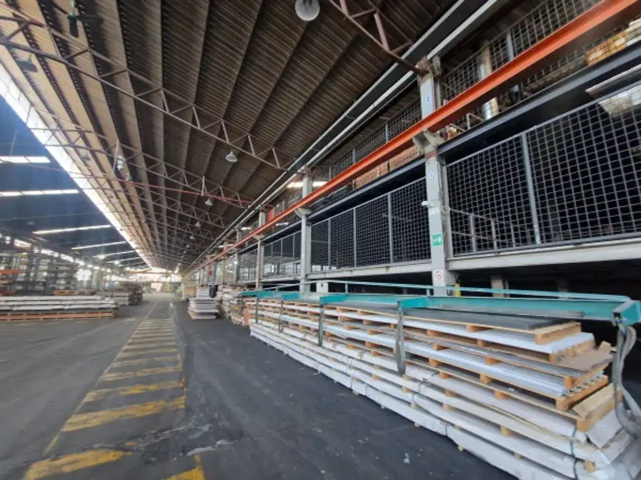 Magazzino in Circonvallazione Occidentale, Roma, {3} - Foto 2