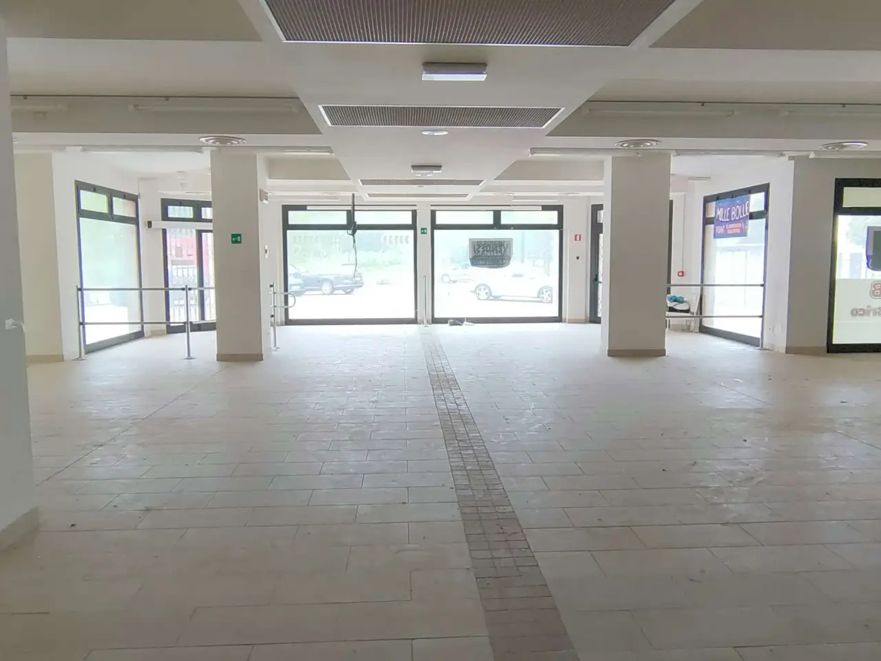 Negozio in Viale Goppion, Grado, {3} - Foto 1