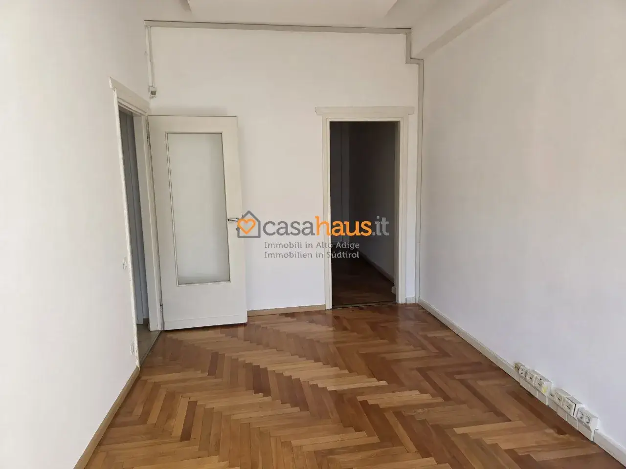Ufficio in , Bolzano, {3} - Foto 1