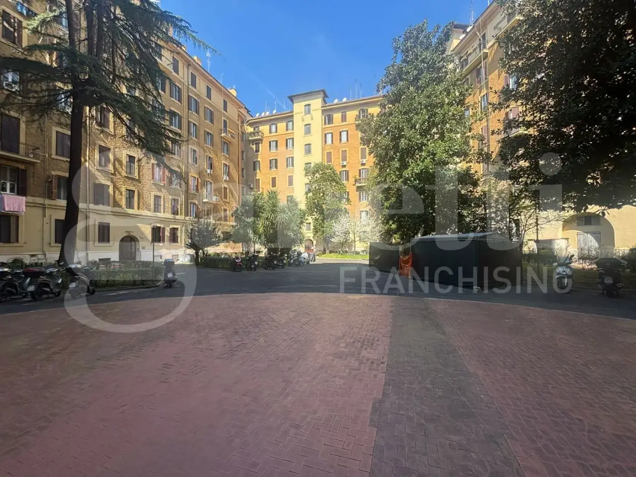 Ufficio in Viale delle Milizie 00, Roma, {3} - Foto 1