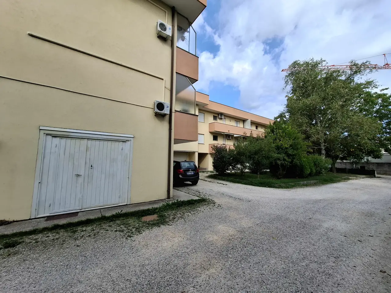 Parcheggio chiuso in Via Lionello d'Este 8, Rovigo, {3} - Foto 2