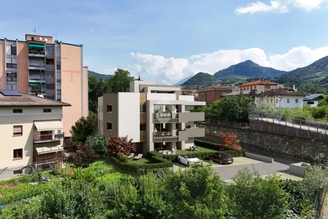 4-room flat in Via Cauriol, Trento - Photo 1