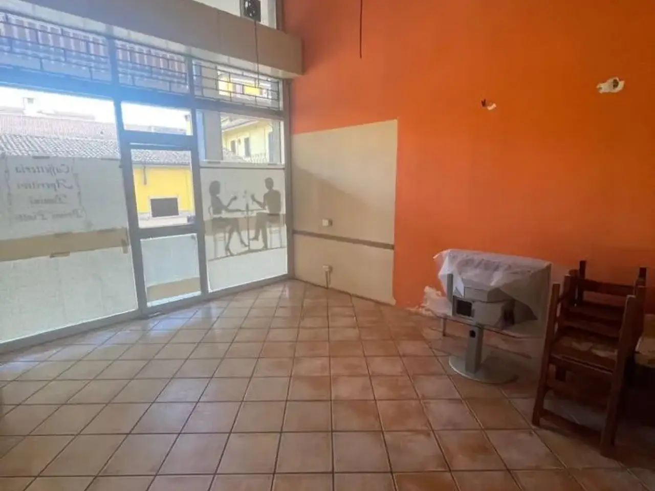 Locale commerciale in Corso Giovanni Josti Mortara, Mortara, {3} - Foto 2