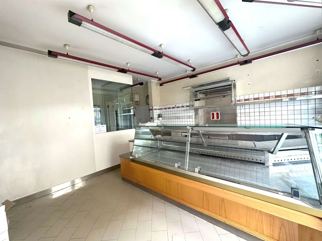 Negozio in Corso Vittorio Emanuele II 126, Mantova, {3} - Foto 1