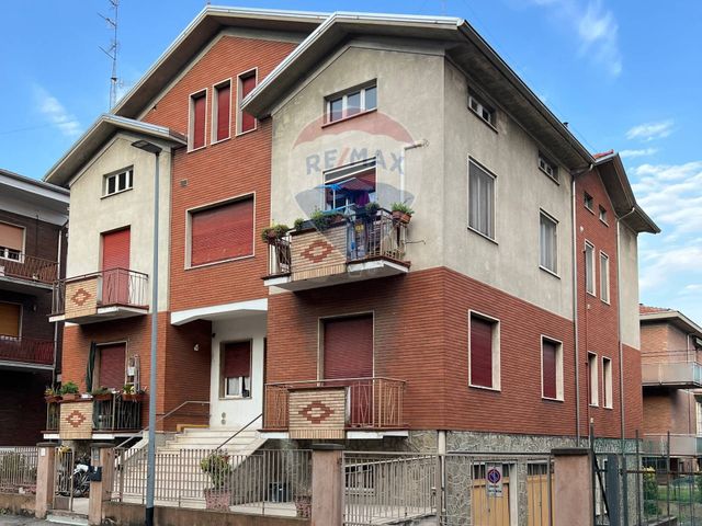 Vierzimmerwohnung in Via Callani 3, Parma - Foto 1