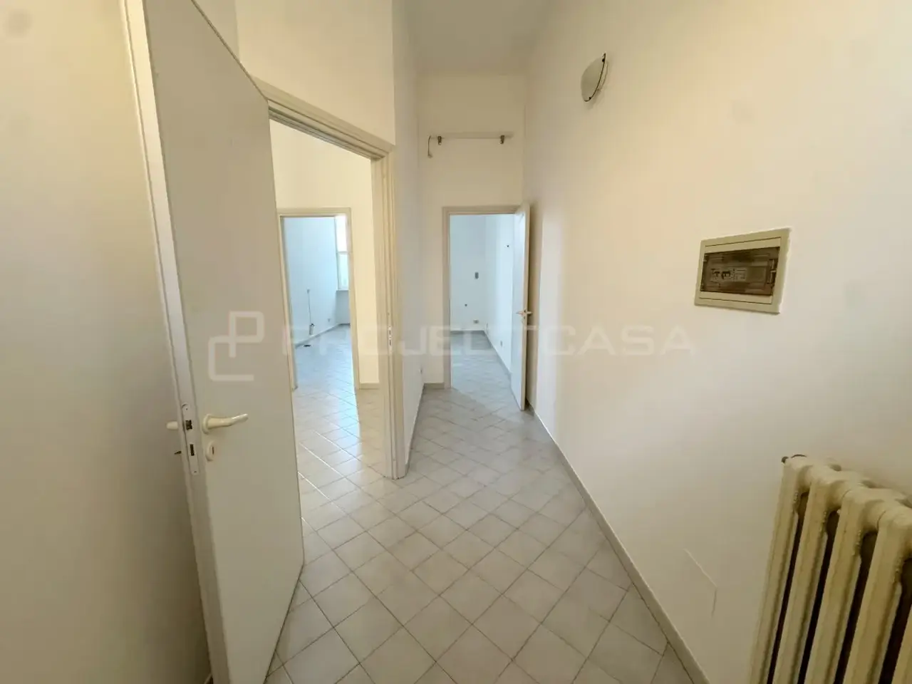 Ufficio in Via Gabriele d'Annunzio 28, Scorrano, {3} - Foto 2