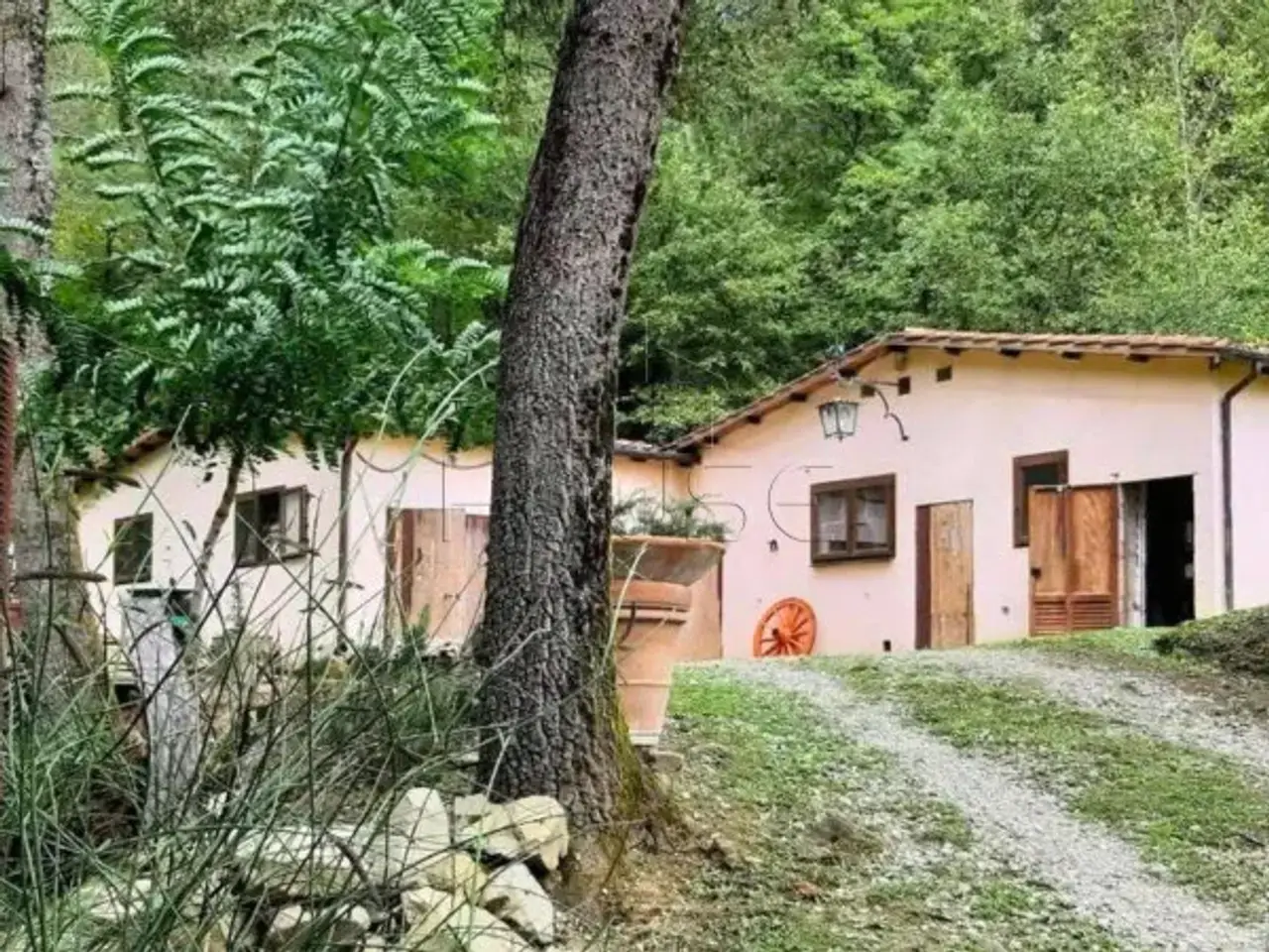 Capannone in Viale Giotto, Anghiari, {3} - Foto 2