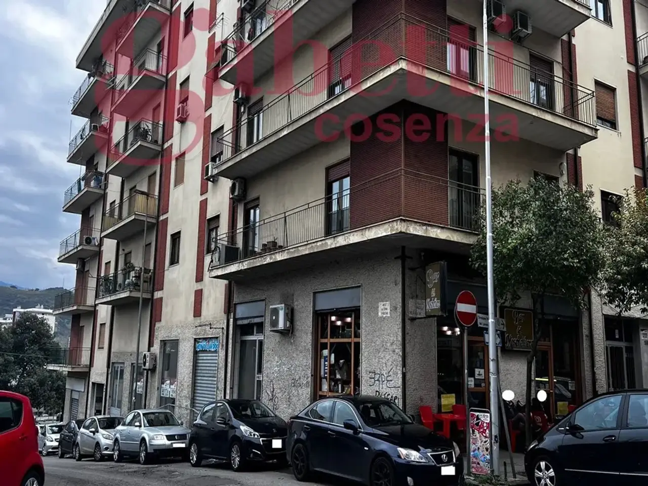 Magazzino in Cosenza Via Guido Dorso, Cosenza, {3} - Foto 1