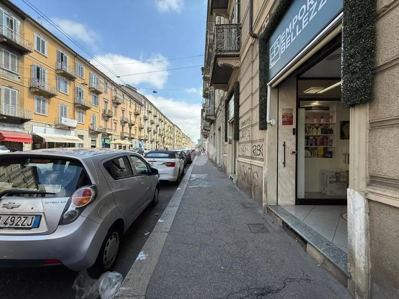 Negozio in Via Dante di Nanni 83, Torino, {3} - Foto 2