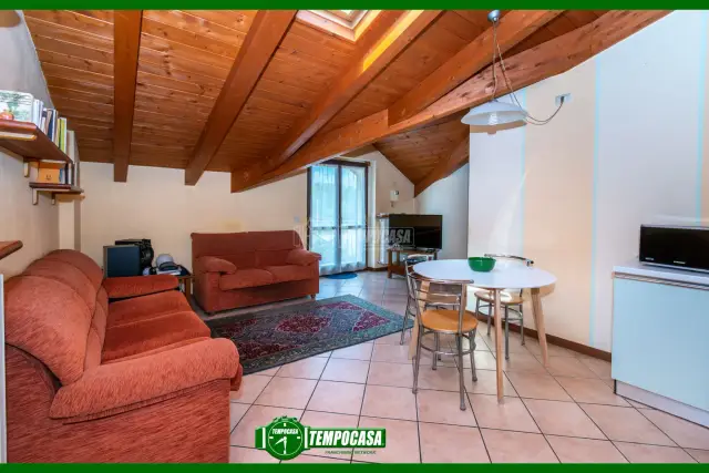 2-room flat in Via Galileo Galilei 9, Basiano - Photo 1