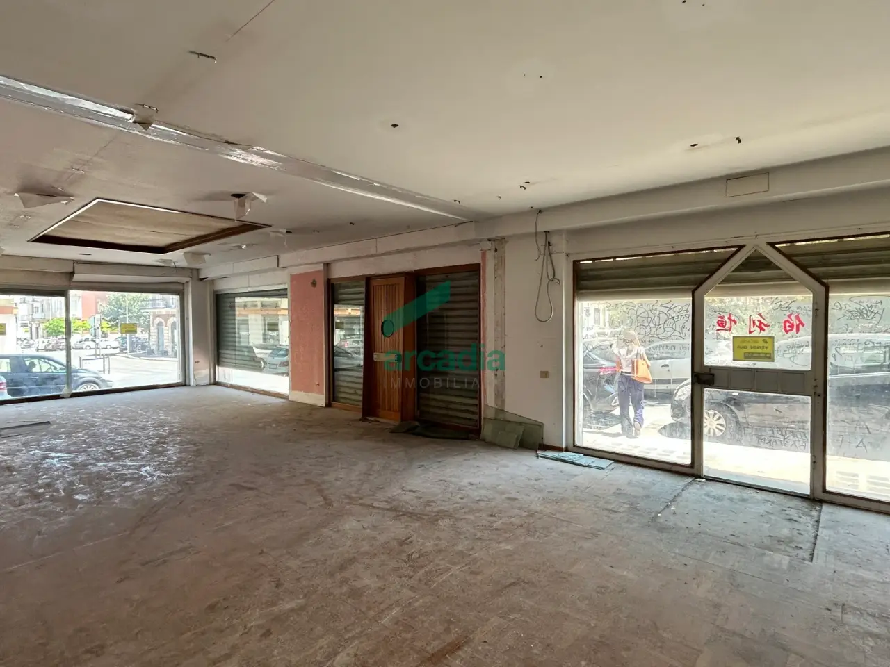 Palazzina commerciale in Via Vincenzo Petruzzi 49, Putignano, {3} - Foto 1