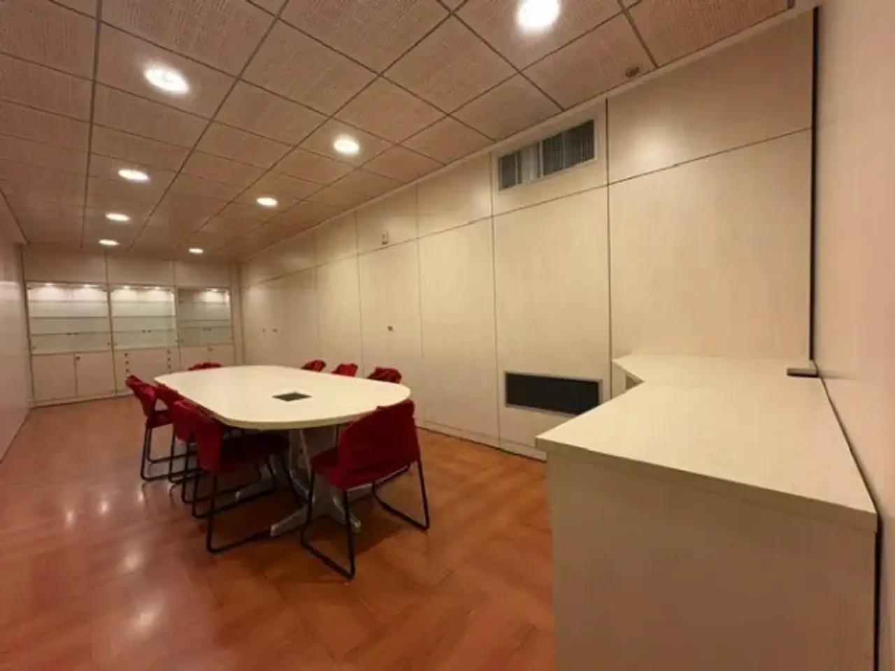 Negozio in Via La Loggia 16, Torino, {3} - Foto 1
