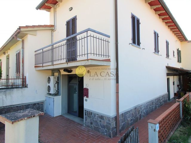 Detached house in Montanino, Reggello - Photo 1