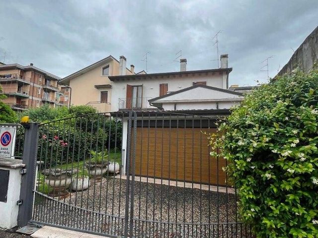 Terraced house in Via Curtatone 6, Verona - Photo 1