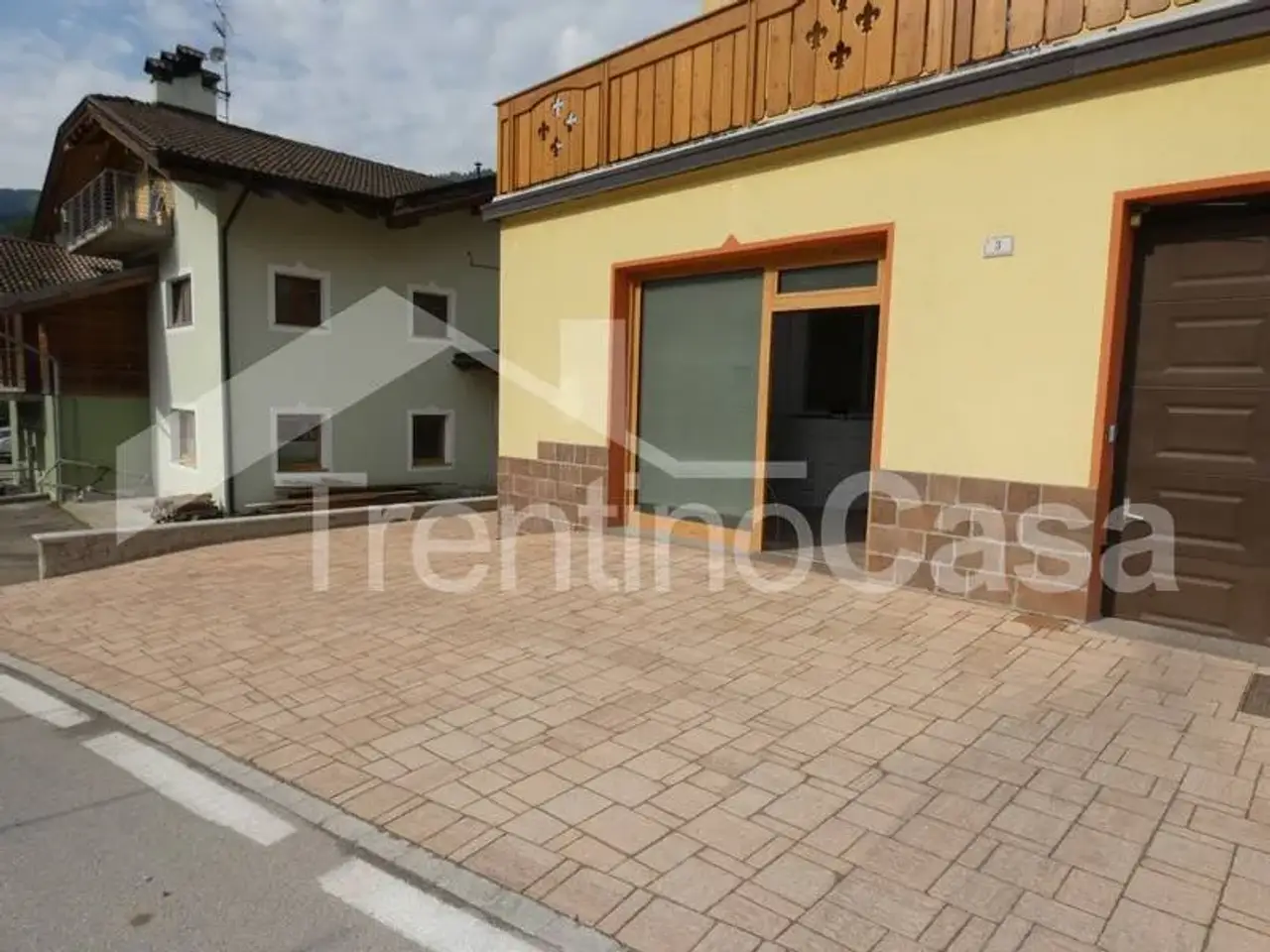 Negozio in Javrè Via dell'Artigianato 5, Porte di Rendena, {3} - Foto 1