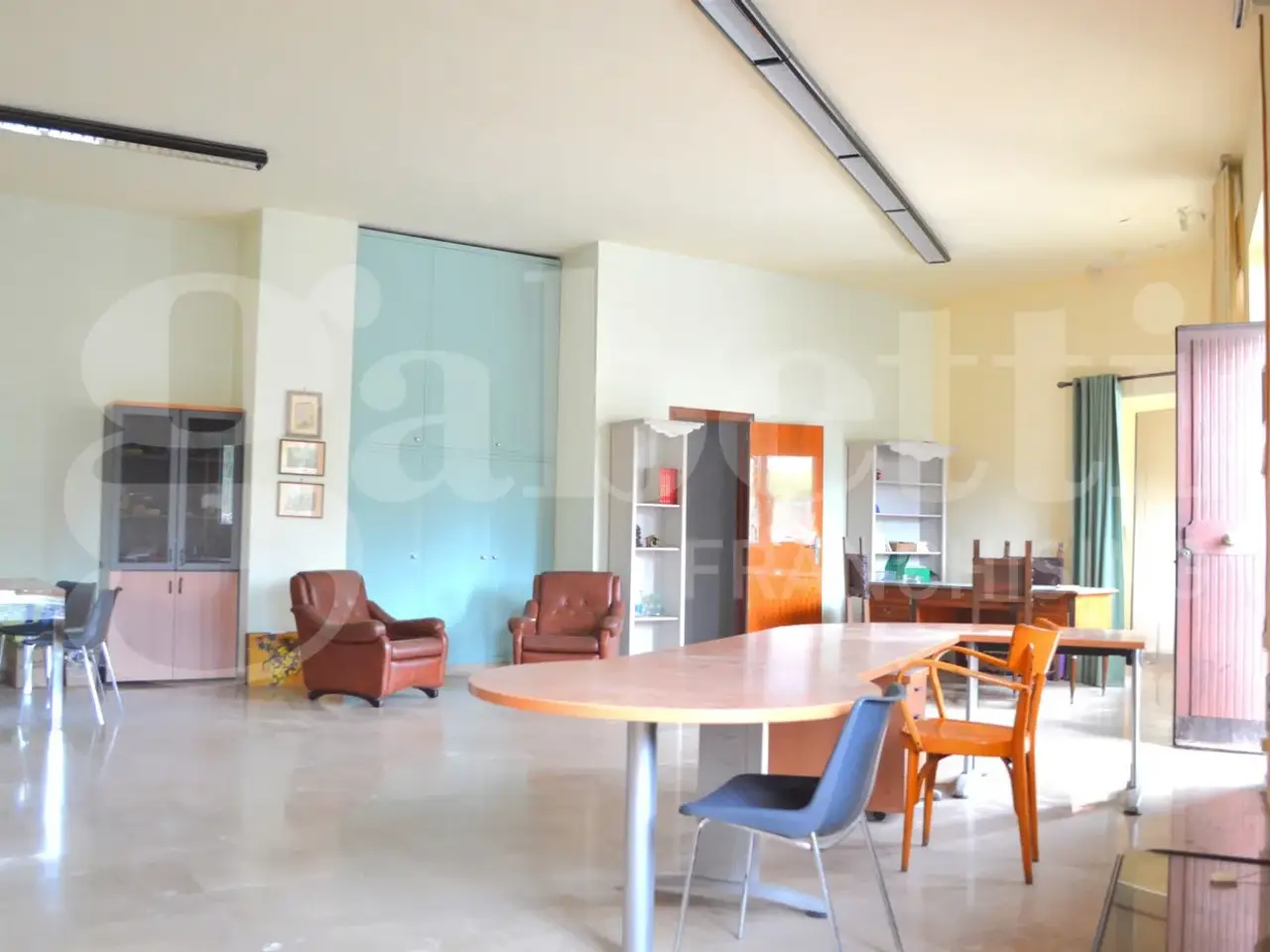 Ufficio in Via Palma di Montechiaro 212, Ragusa, {3} - Foto 1