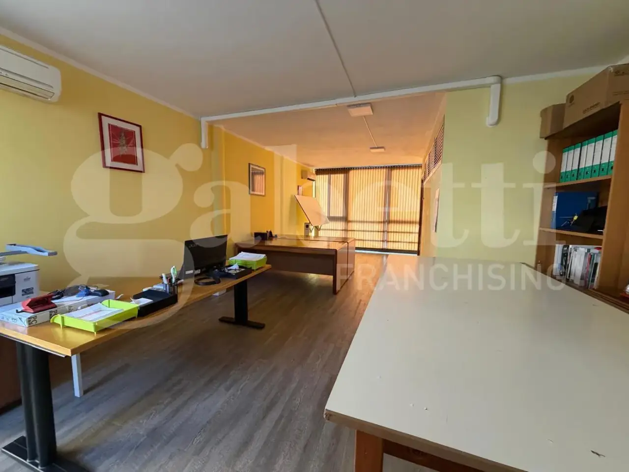 Ufficio in Viale Le Corbusier  393, Latina, {3} - Foto 1