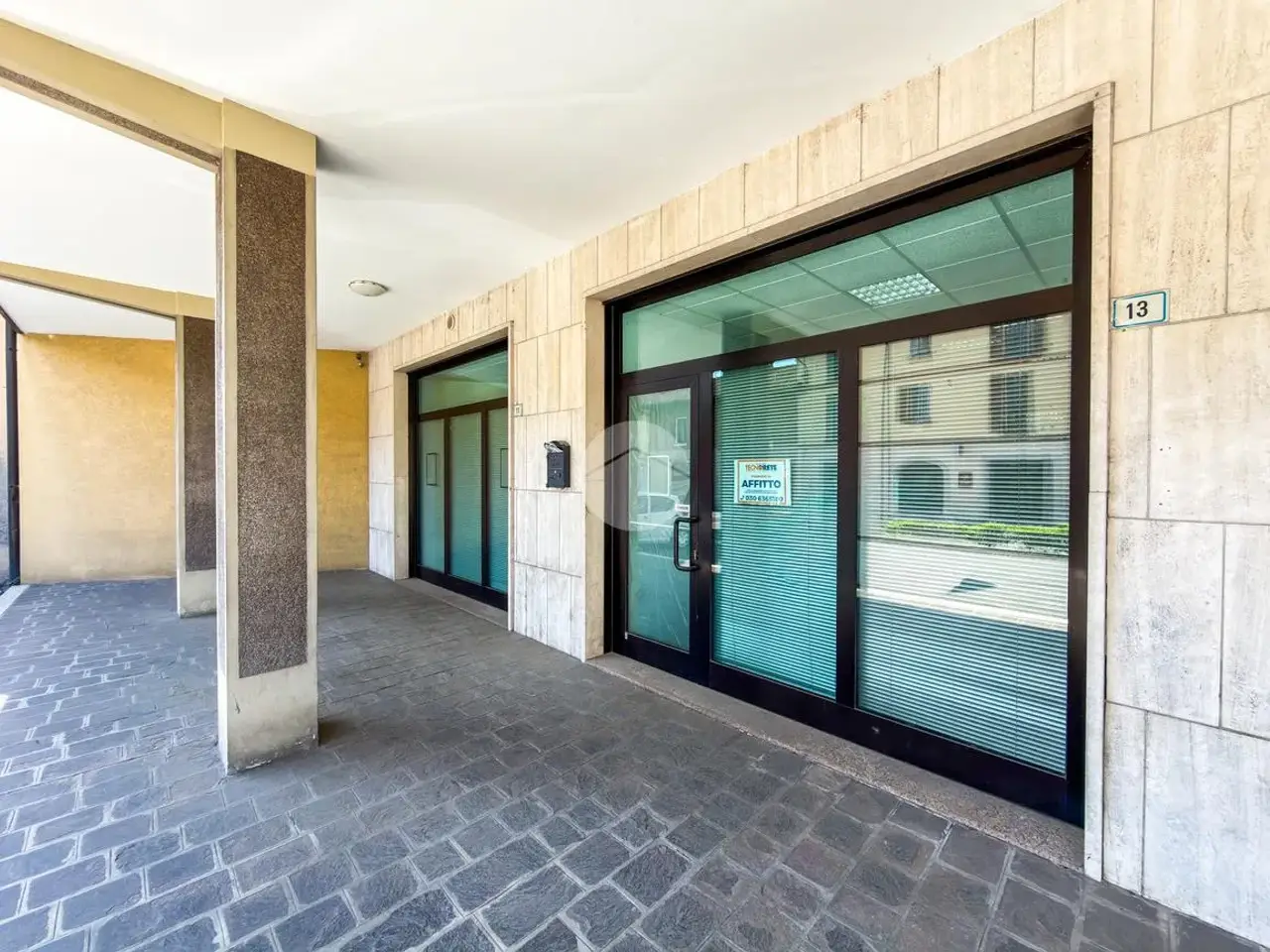 Negozio in Via Martiri della Libertà 11, Lograto, {3} - Foto 1